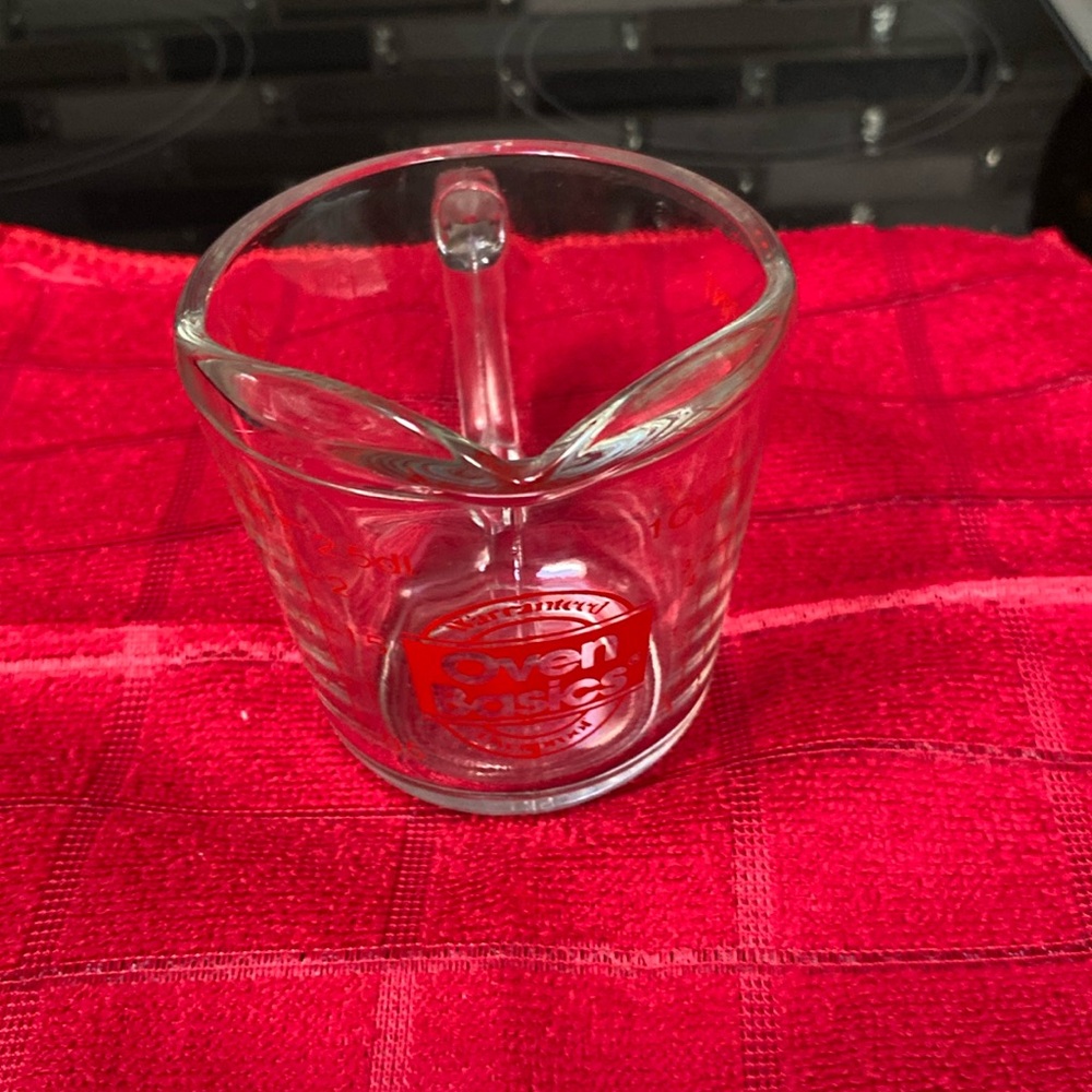 Vintage anchor hocking measuring cup